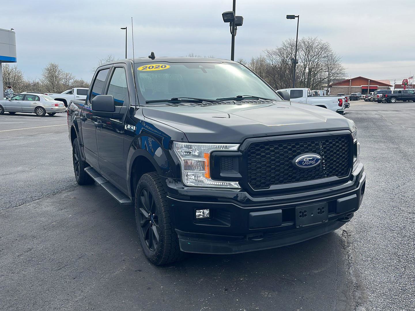 Used 2020 Ford F150 XL w/ Equipment Group 101A Mid AWD/4WD image 7