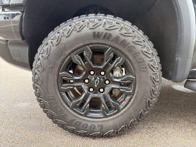 Certified 2024 Chevrolet Silverado 1500 ZR2 image 11