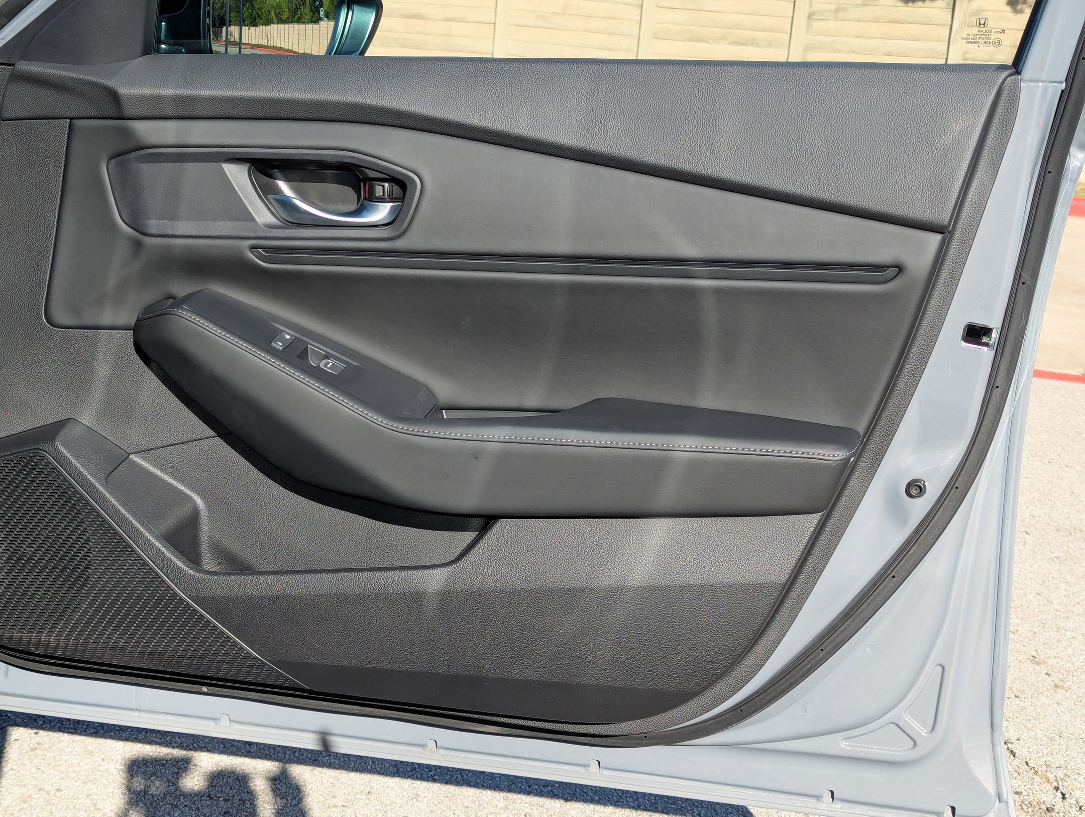 Used 2025 Honda Accord Sport image 28