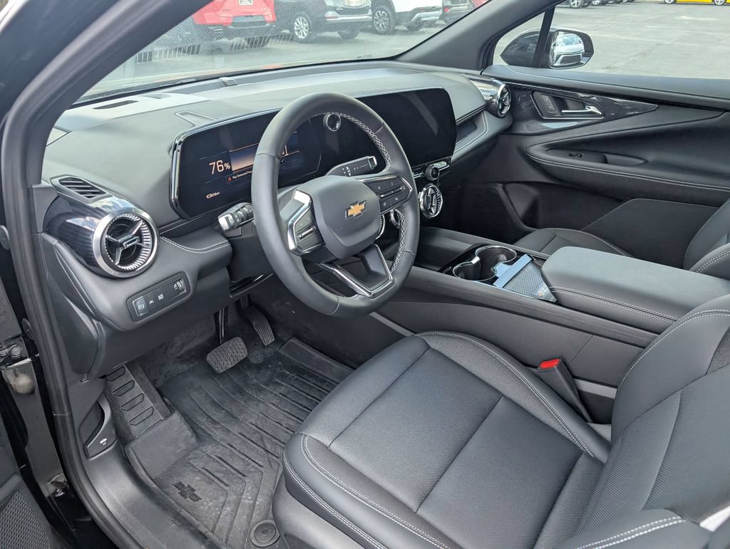 New 2026 Chevrolet Blazer EV LT AWD/4WD image 12