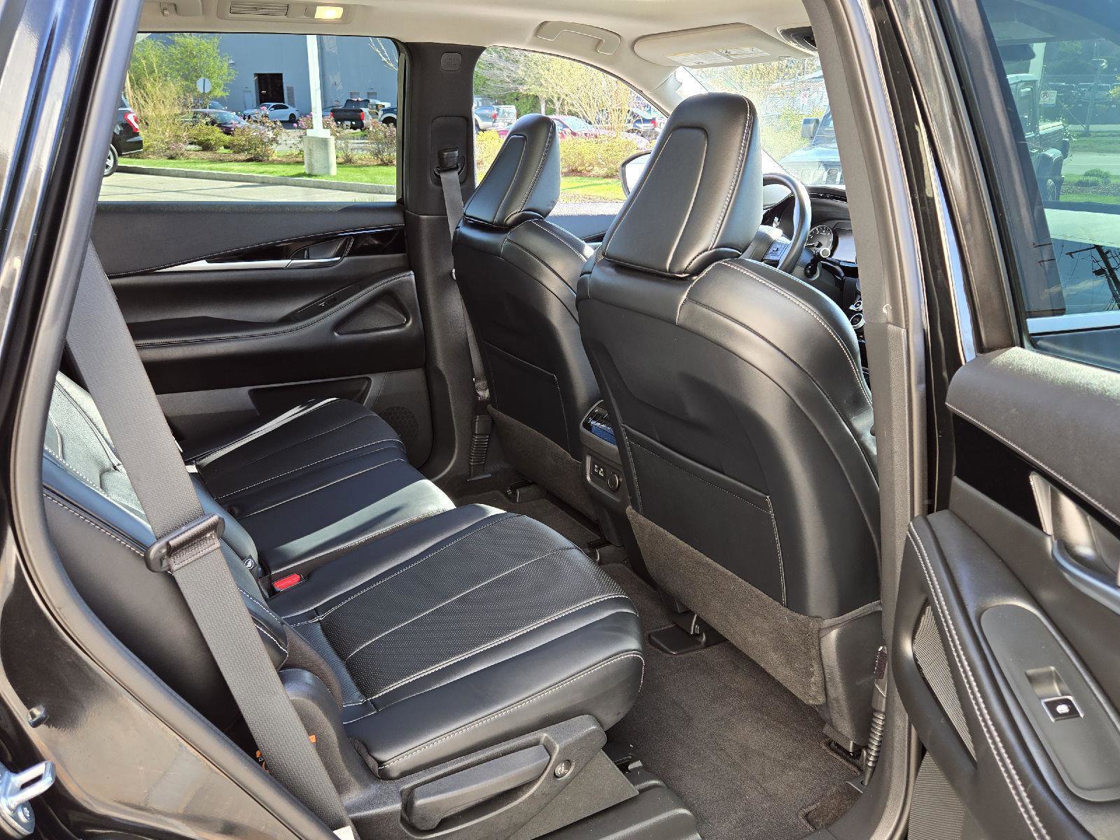 Certified 2023 INFINITI QX60 Pure image 20