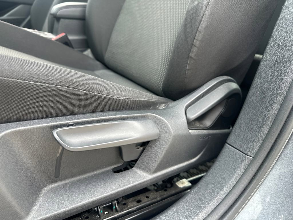 Used 2021 Volkswagen Jetta S image 4