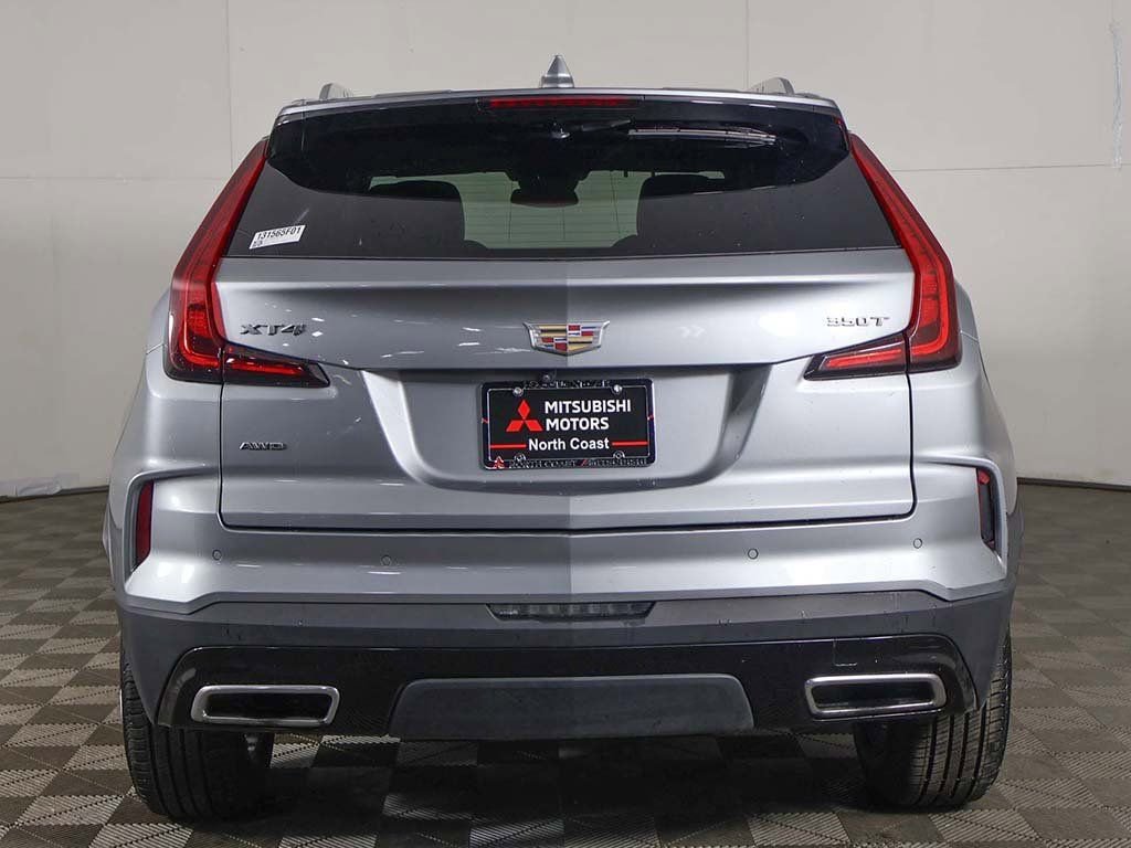 Used 2024 Cadillac XT4 Premium Luxury image 10