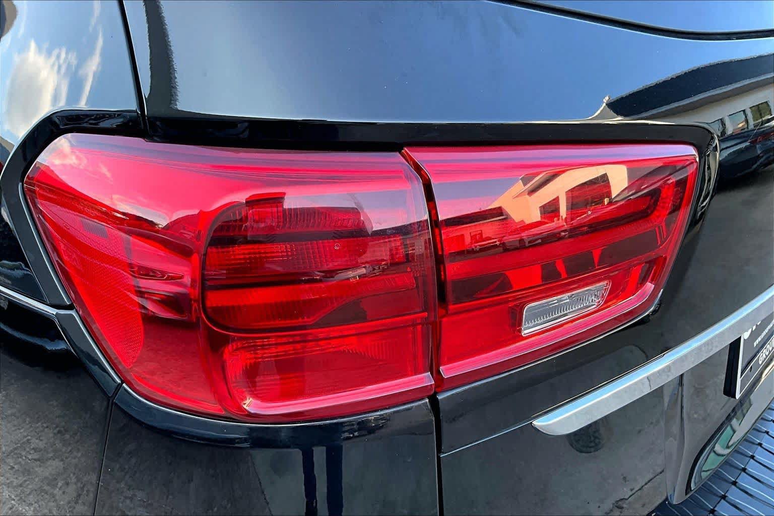 Used 2019 Kia Sedona LX FWD image 27