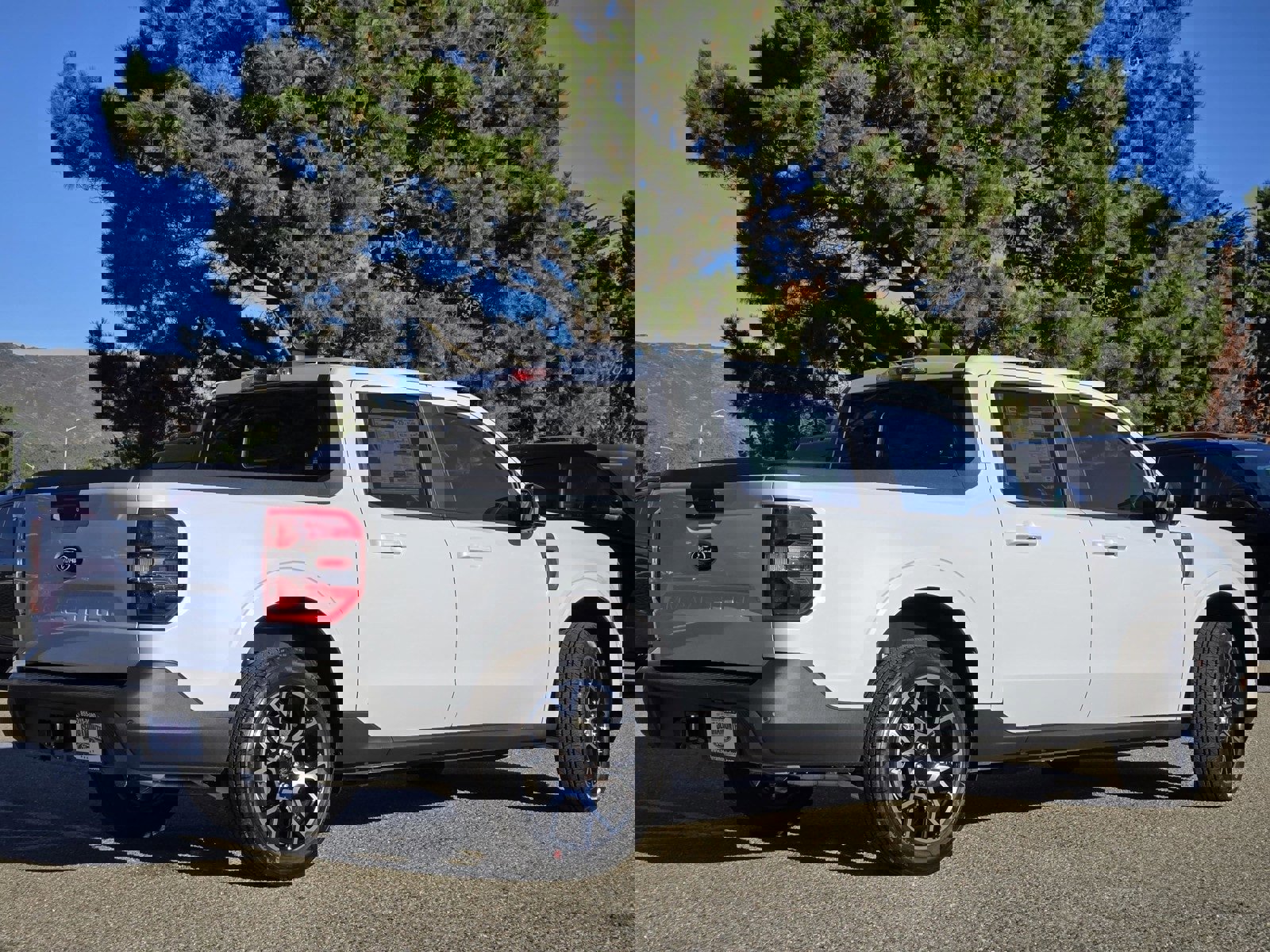 New 2025 Ford Maverick Lariat w/ 4K Tow Package image 5