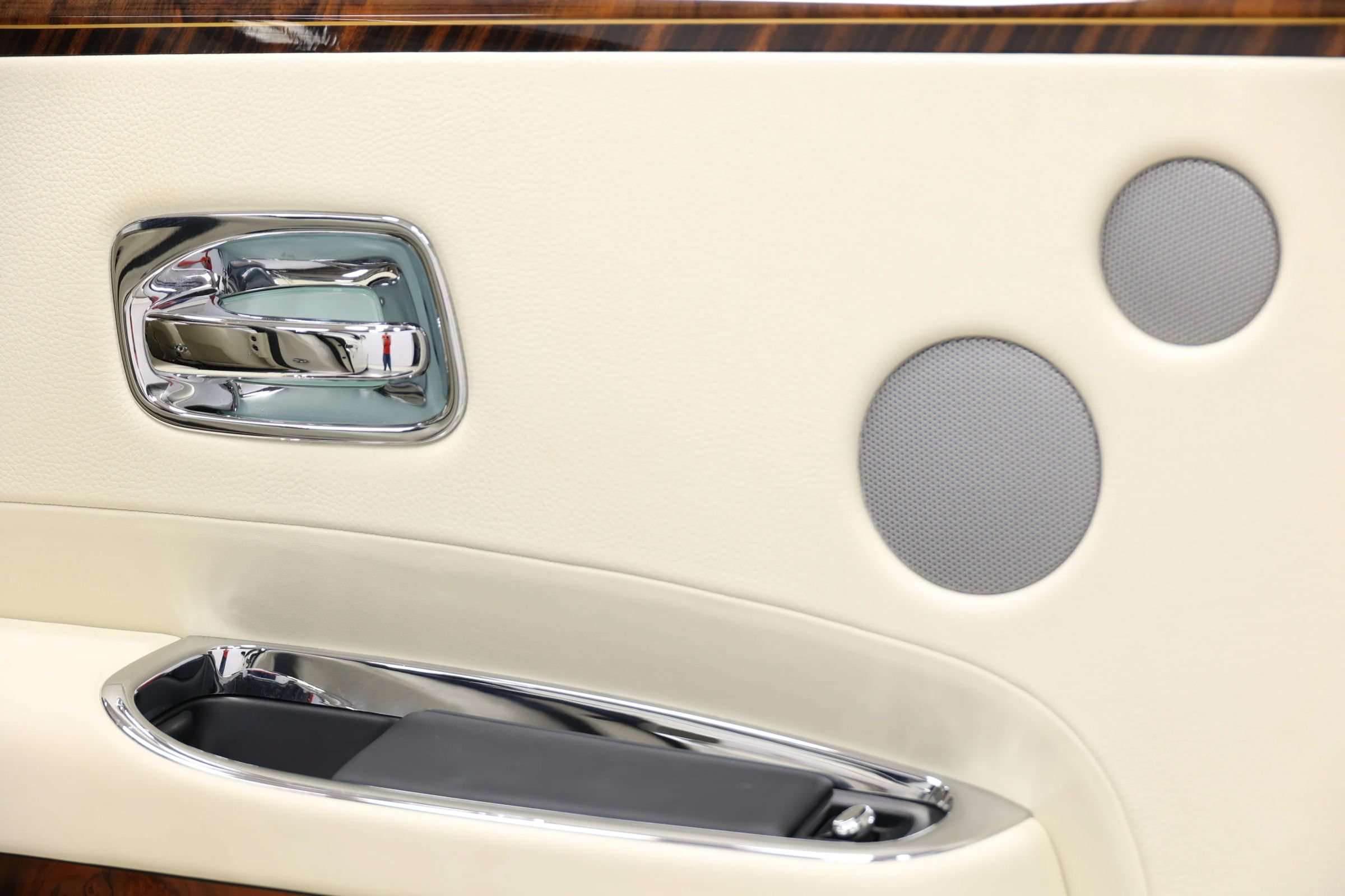Used 2016 Rolls-Royce Ghost RWD image 55