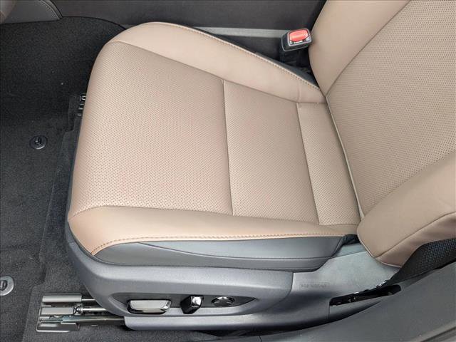 New 2025 Lexus ES 350 w/ Premium Package image 4