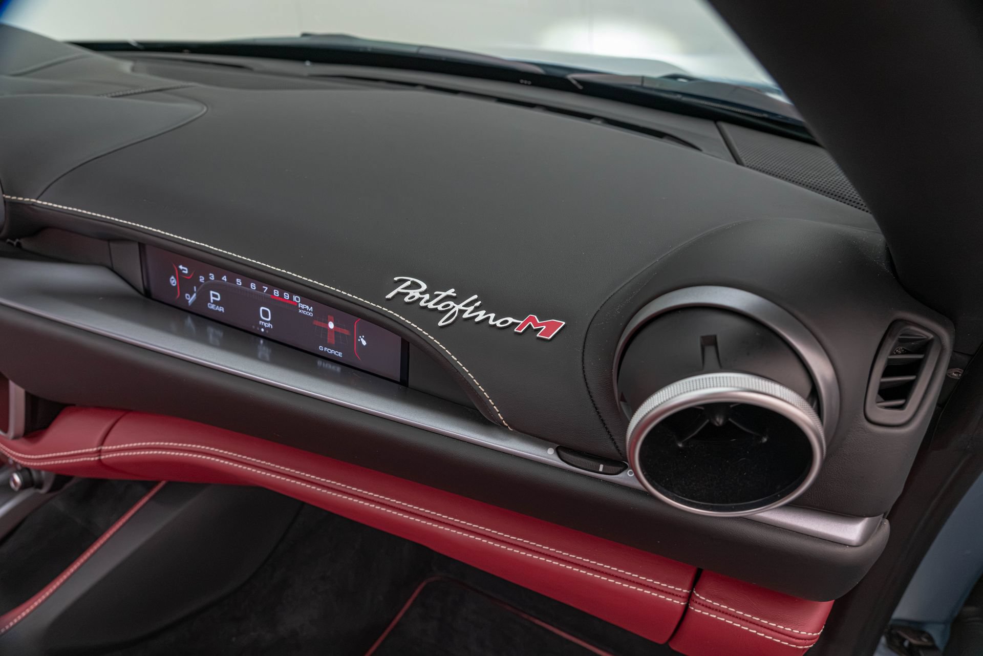 Certified 2023 Ferrari Portofino M RWD image 34