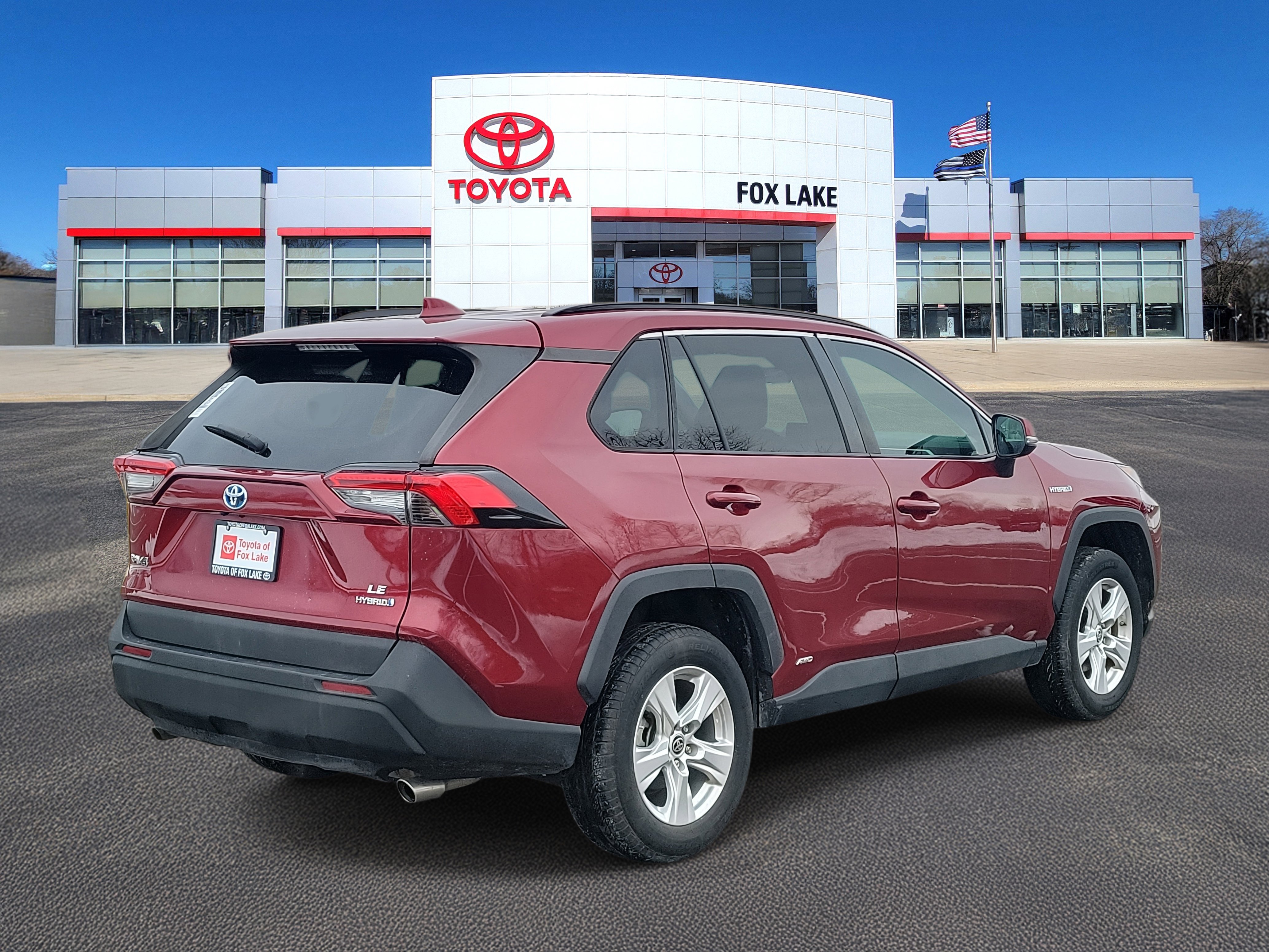 Used 2021 Toyota RAV4 LE image 4