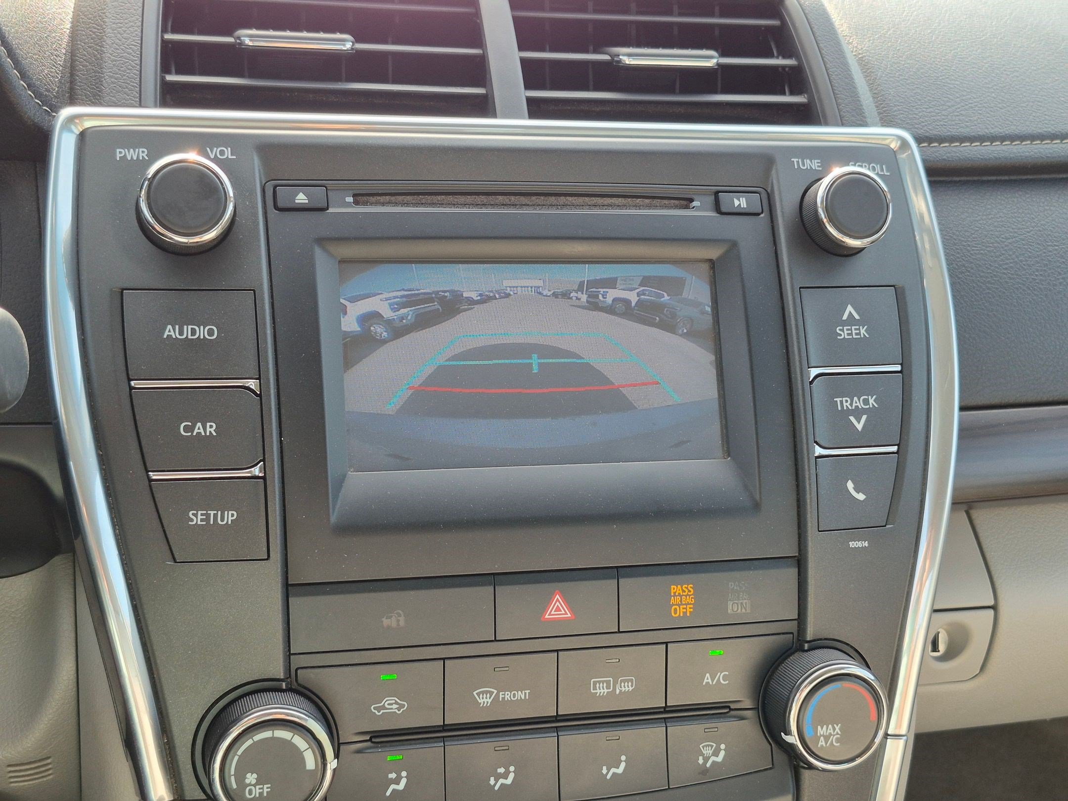 Used 2017 Toyota Camry LE FWD image 22