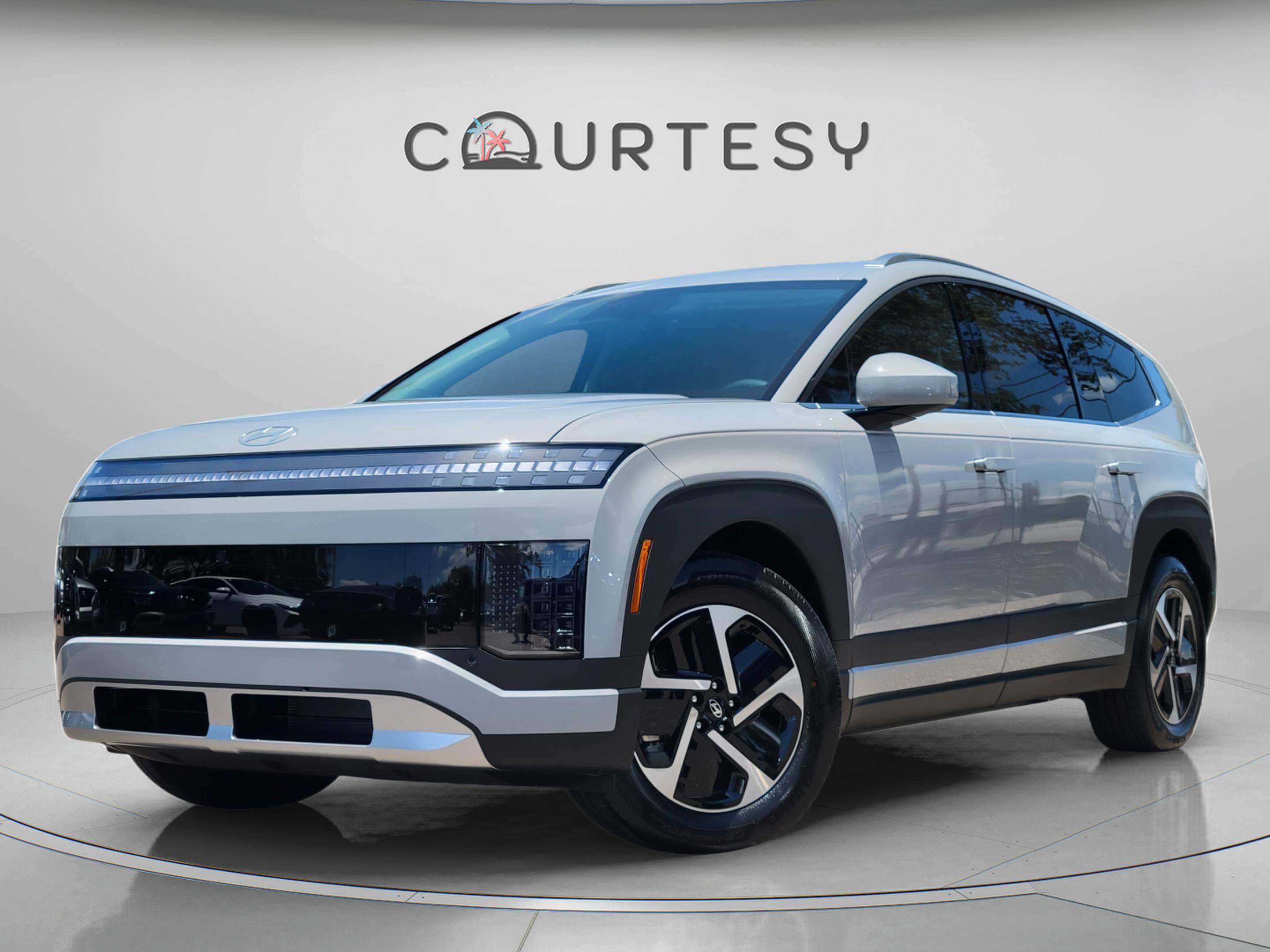 New 2026 Hyundai Ioniq 9 SE