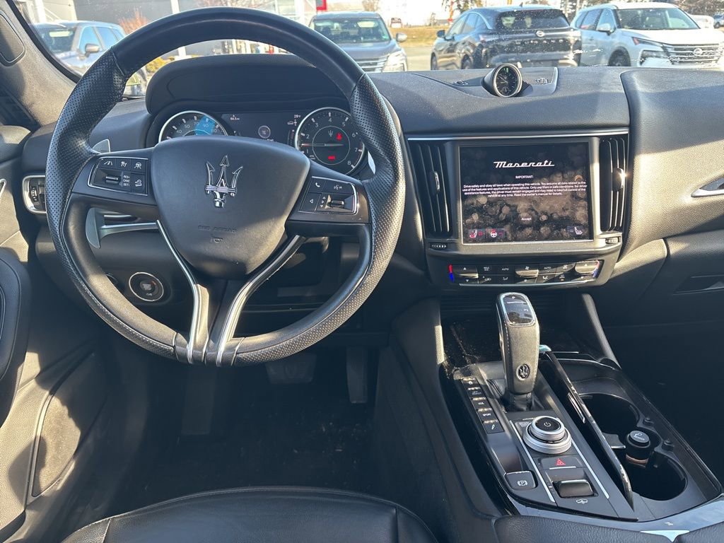 Used 2023 Maserati Levante Modena AWD/4WD image 17