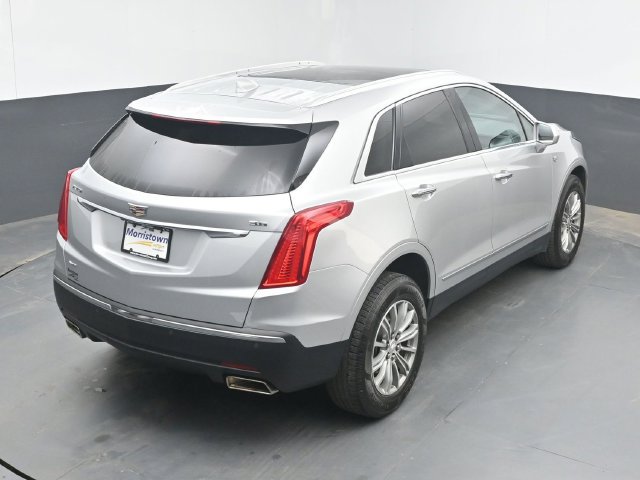 Used 2017 Cadillac XT5 Luxury w/ Driver Awareness Package AWD/4WD image 44