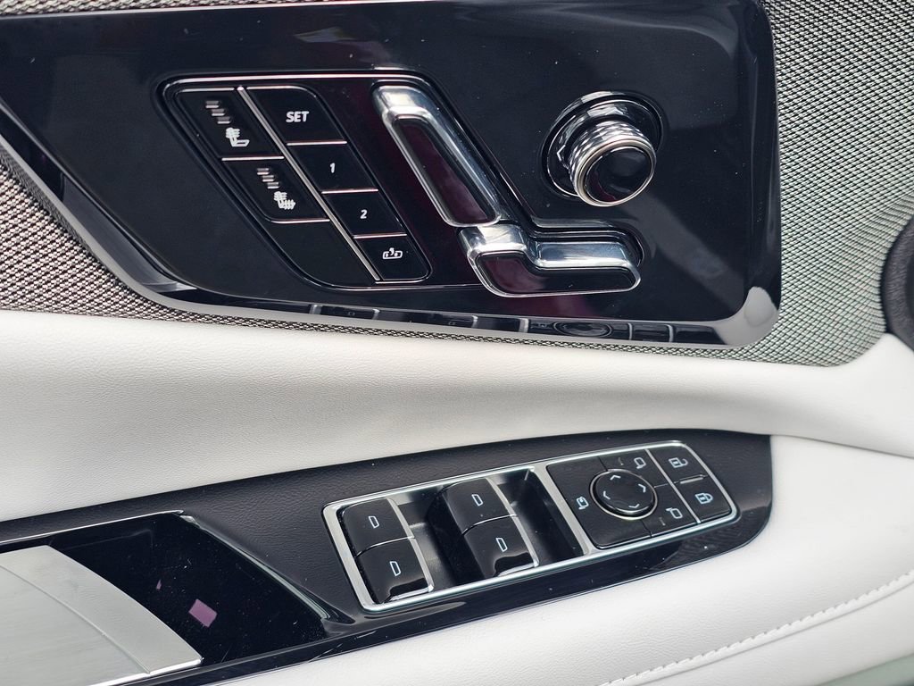 New 2026 Cadillac Optiq Sport 1 image 22