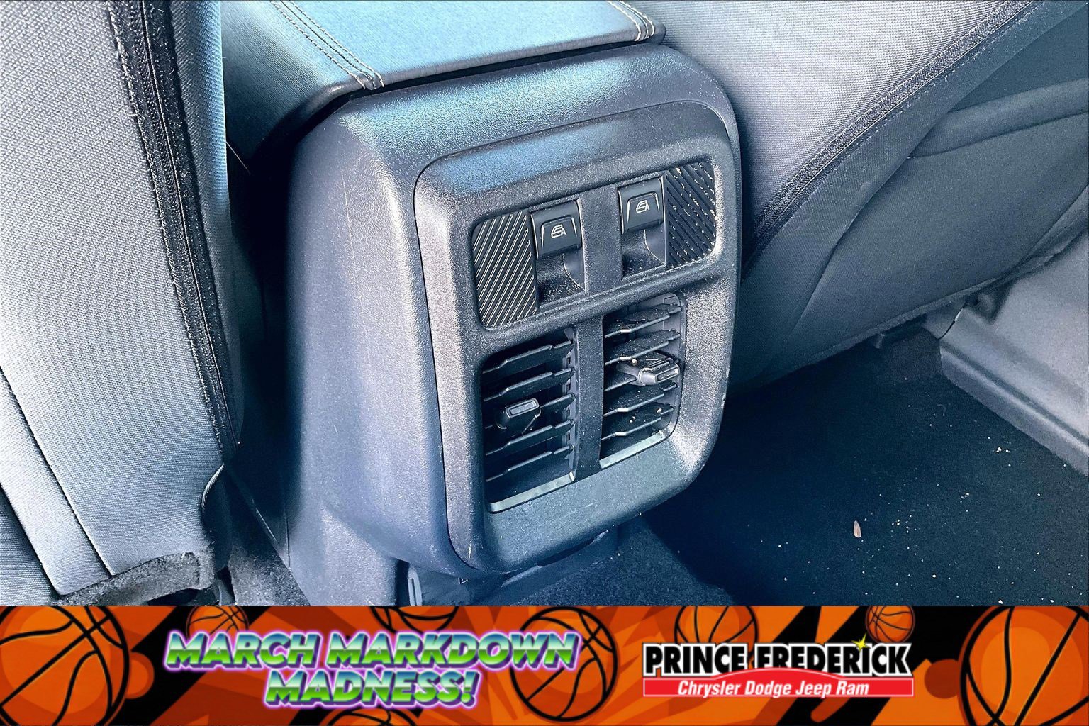 Used 2025 Ford Bronco Big Bend image 28