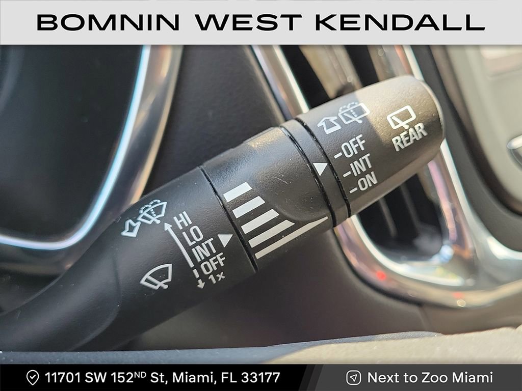 Used 2023 Chevrolet Equinox LT image 15