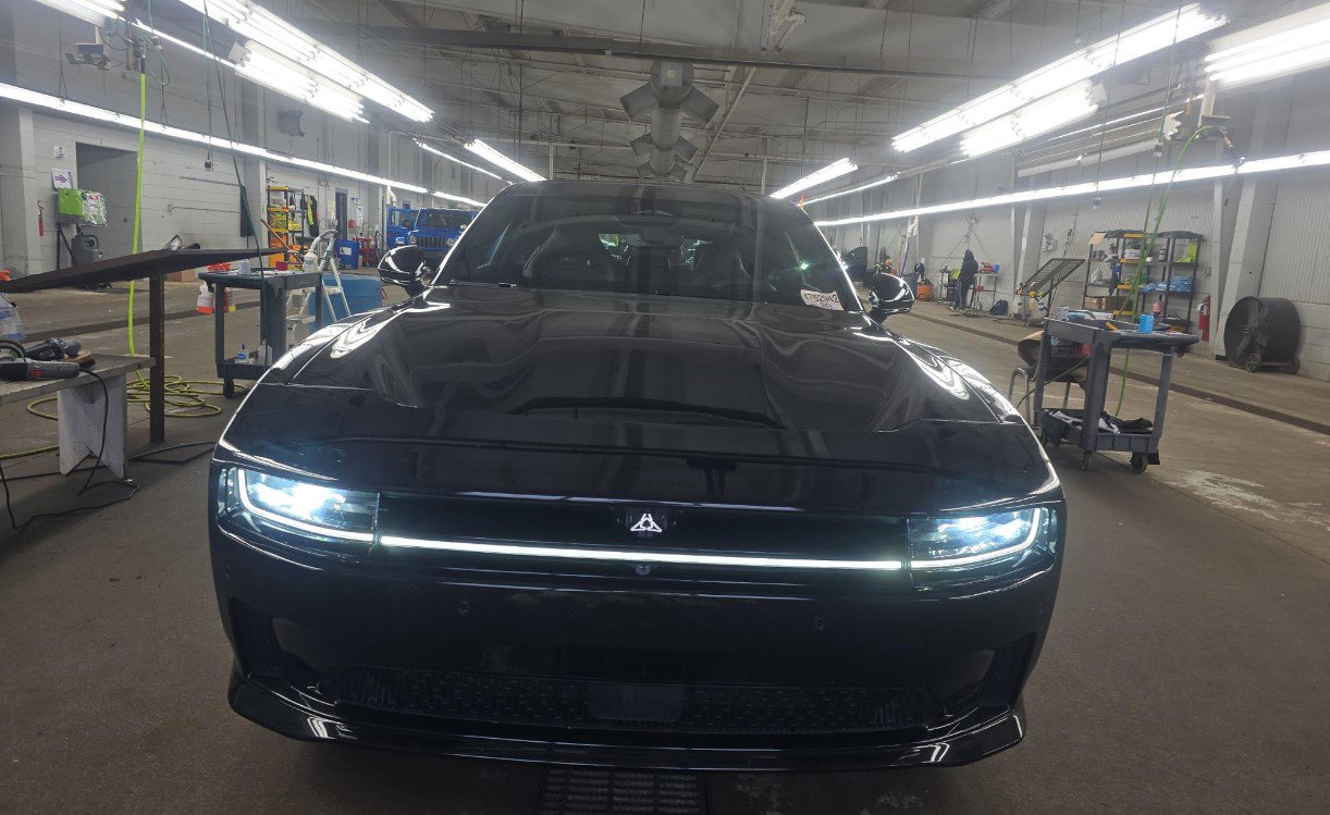 Used 2024 Dodge Charger Daytona Scat Pack w/ Plus Group AWD/4WD image 3