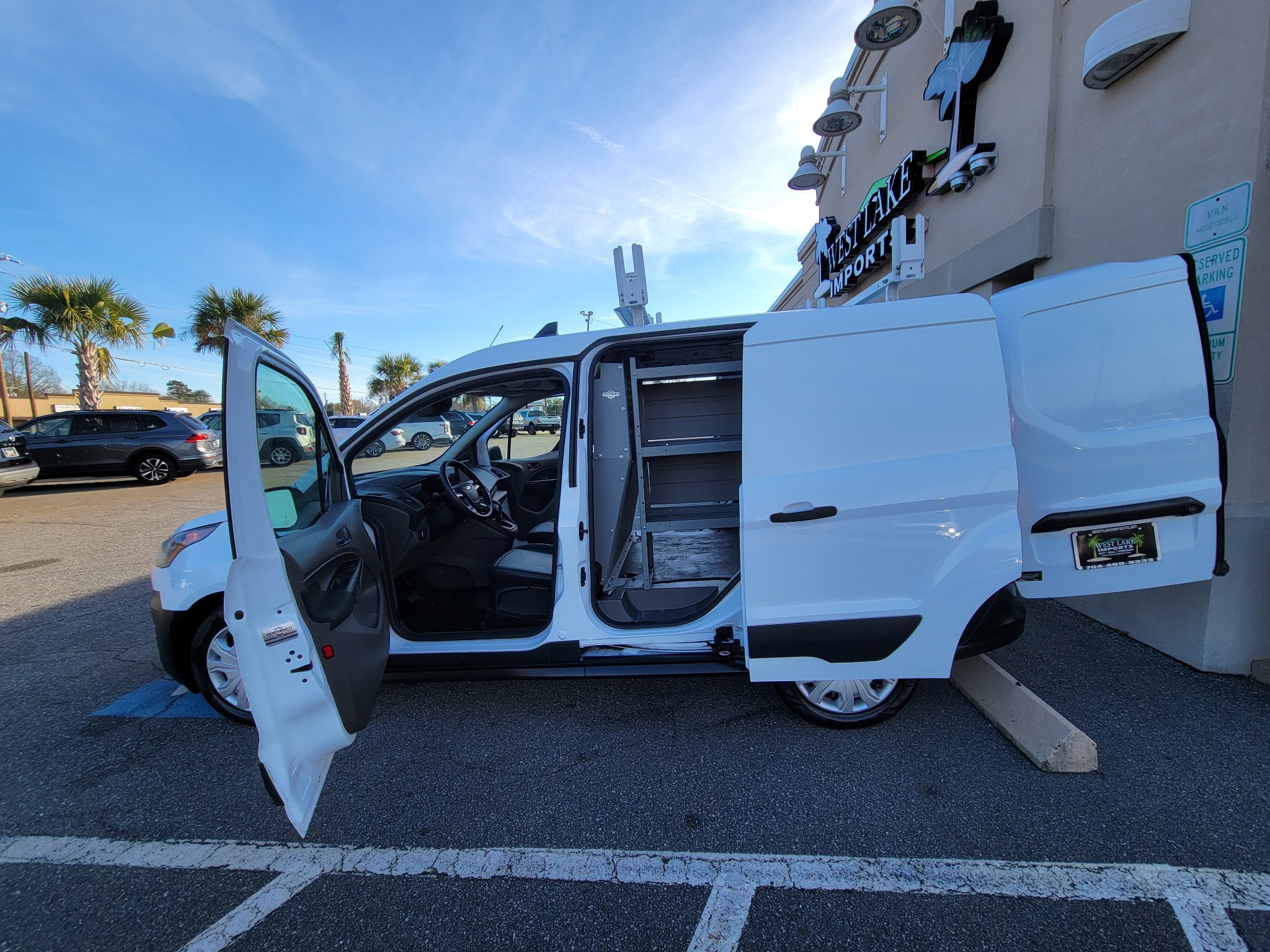 Used 2021 Ford Transit Connect XL image 16