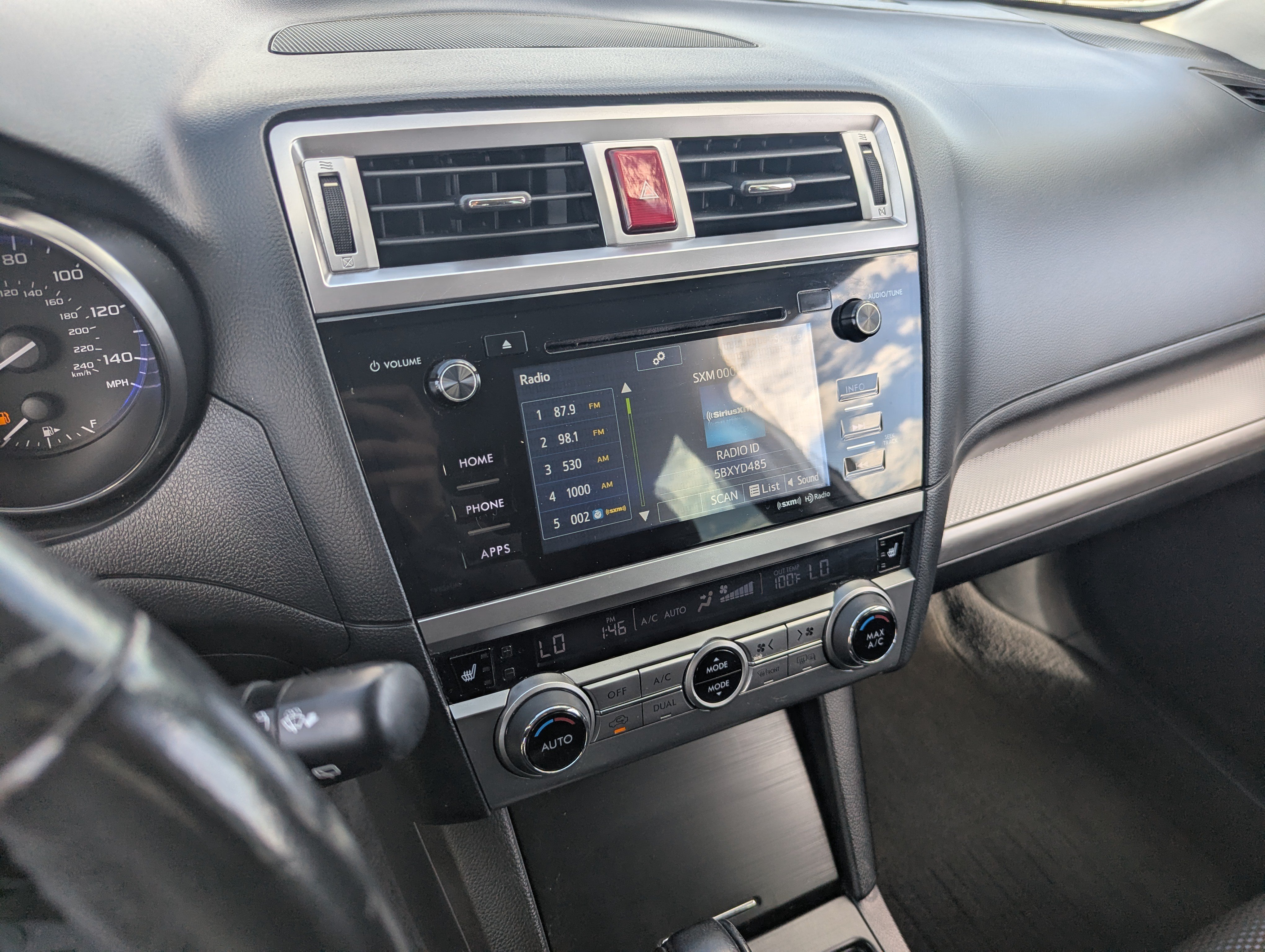 Used 2017 Subaru Outback 2.5i Premium AWD/4WD image 25