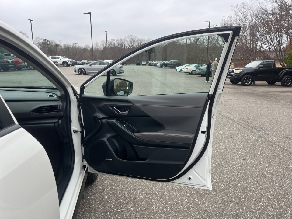 Used 2024 Subaru Crosstrek 2.5i Limited w/ Popular Package #4A image 32