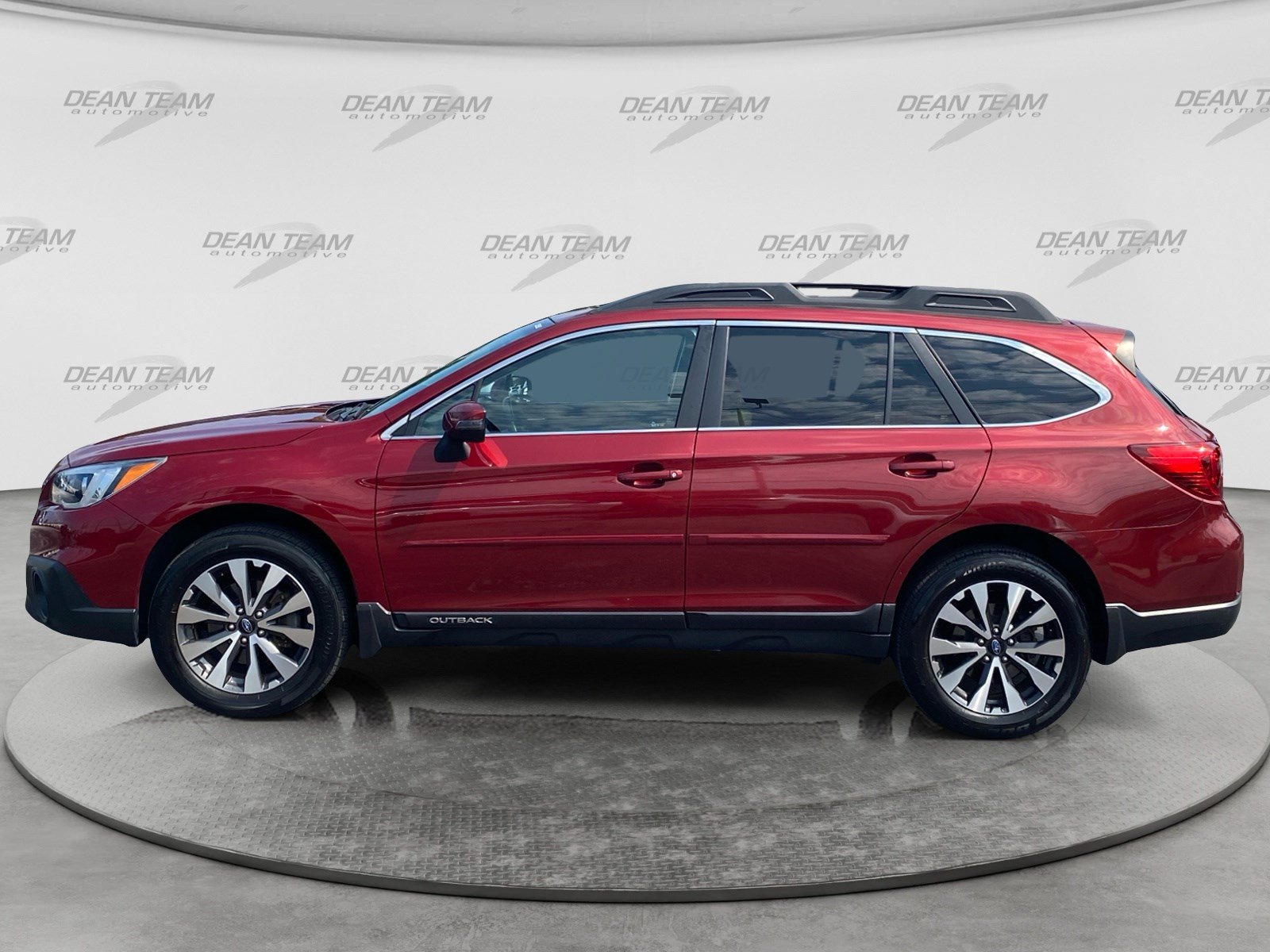 Used 2017 Subaru Outback 2.5i Limited AWD/4WD image 4
