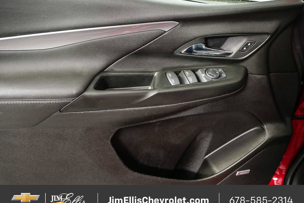 Used 2023 Chevrolet Bolt LT w/ Infotainment Package FWD image 6