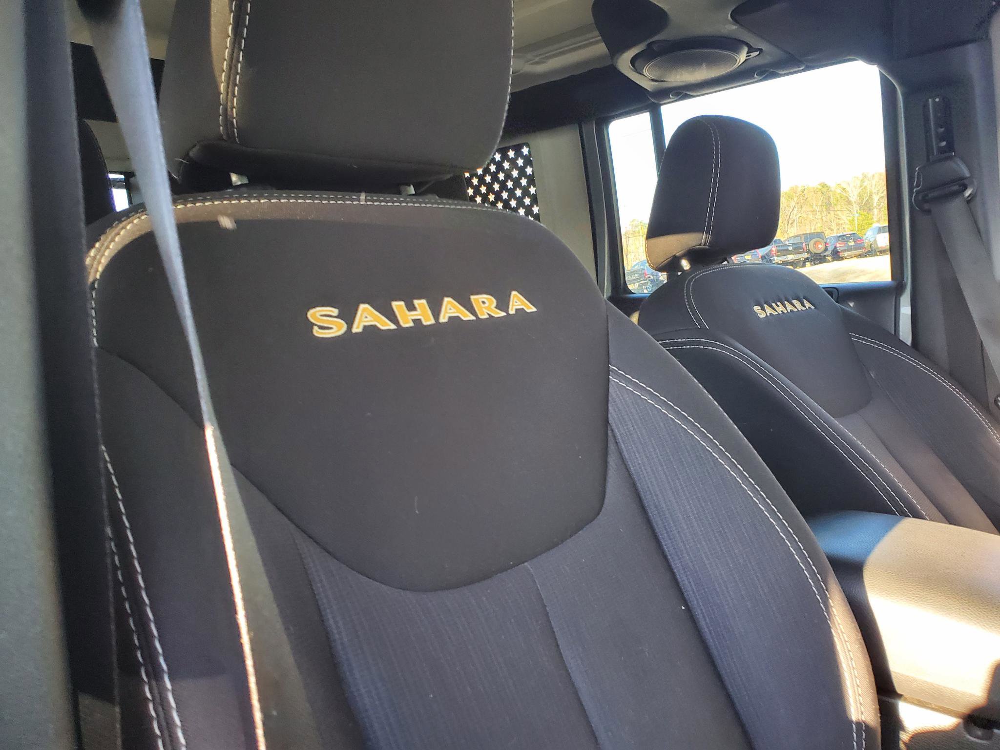 Used 2014 Jeep Wrangler Unlimited Sahara image 32