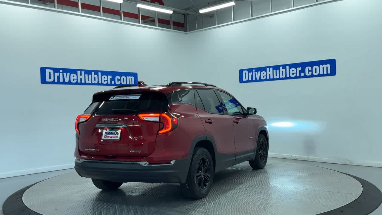 Used 2024 GMC Terrain AT4 AWD/4WD image 2