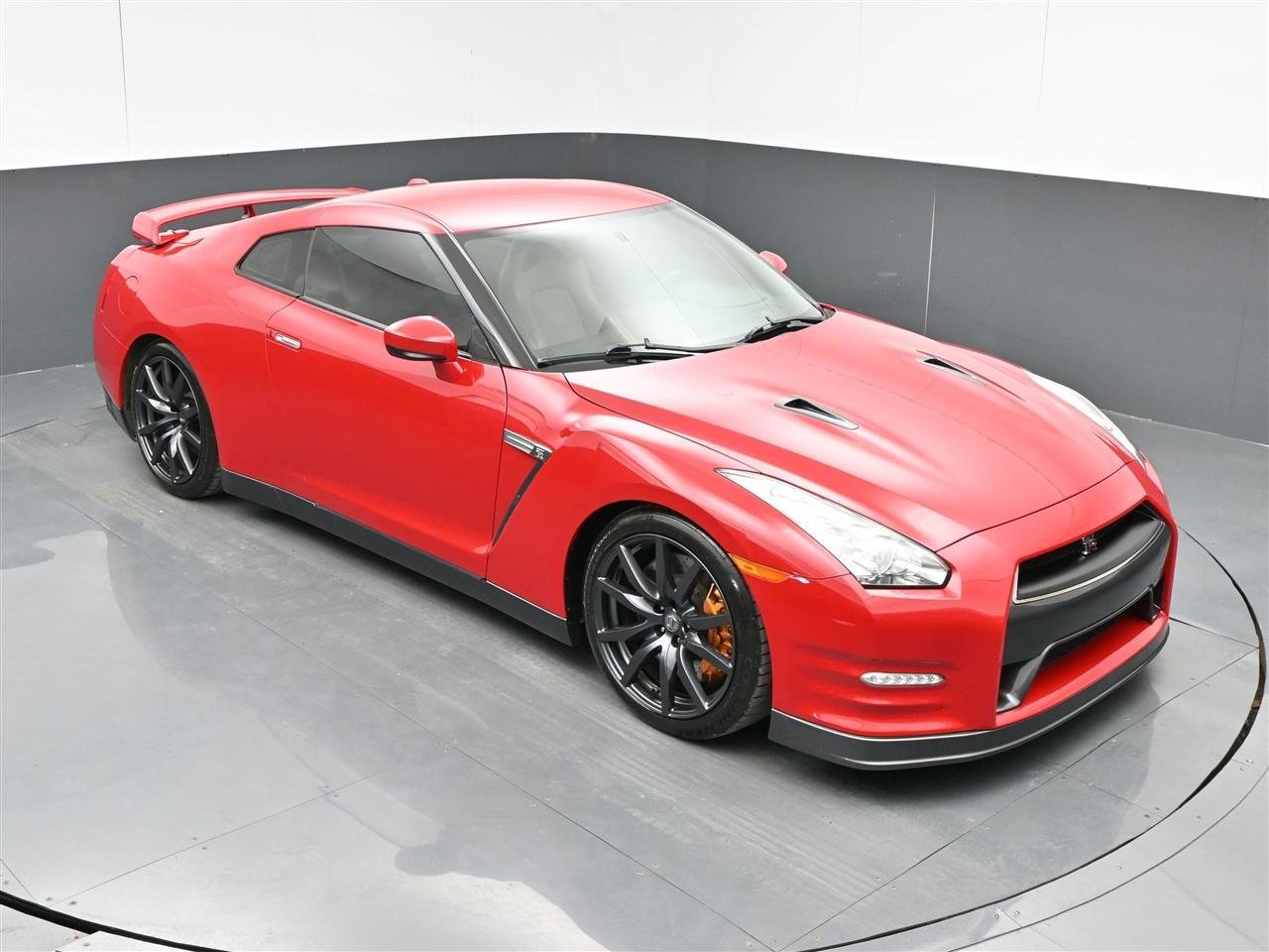 Used 2013 Nissan GT-R Premium AWD/4WD image 22