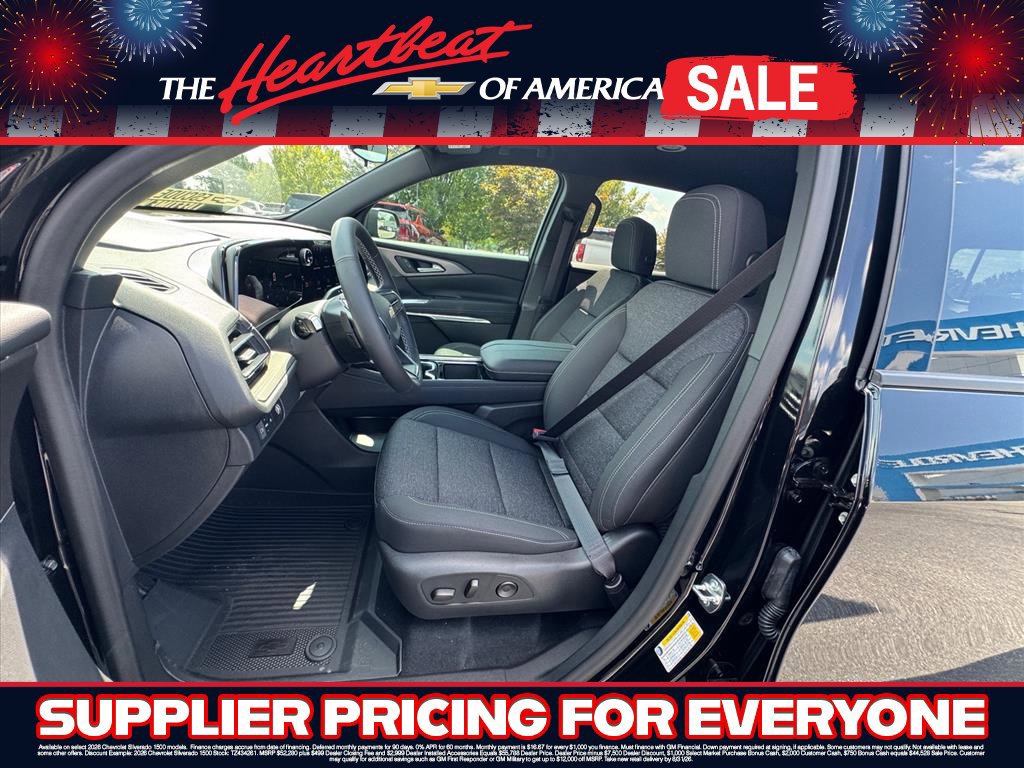 New 2027 Chevrolet Traverse LT w/ LPO, Floor Liner Package FWD image 14