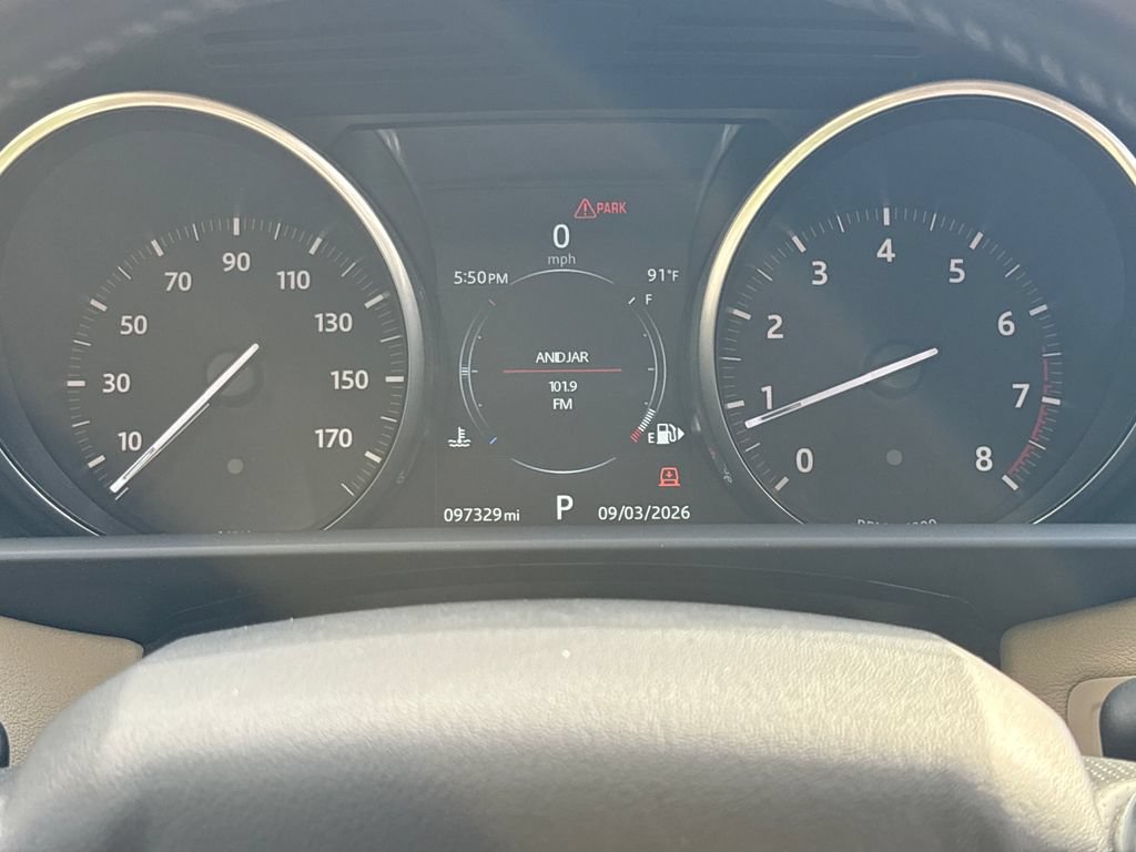 Used 2017 Land Rover Range Rover Sport SE AWD/4WD image 21