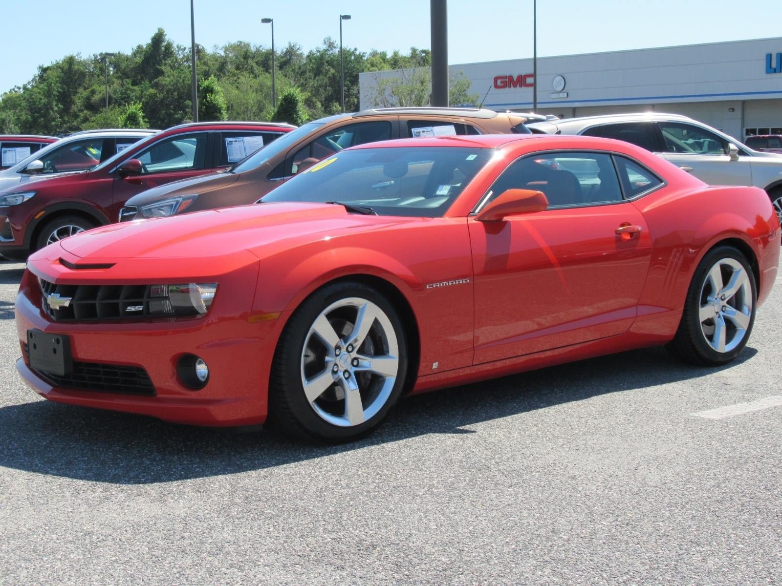 Used 2010 Chevrolet Camaro SS w/ RS Package RWD image 3