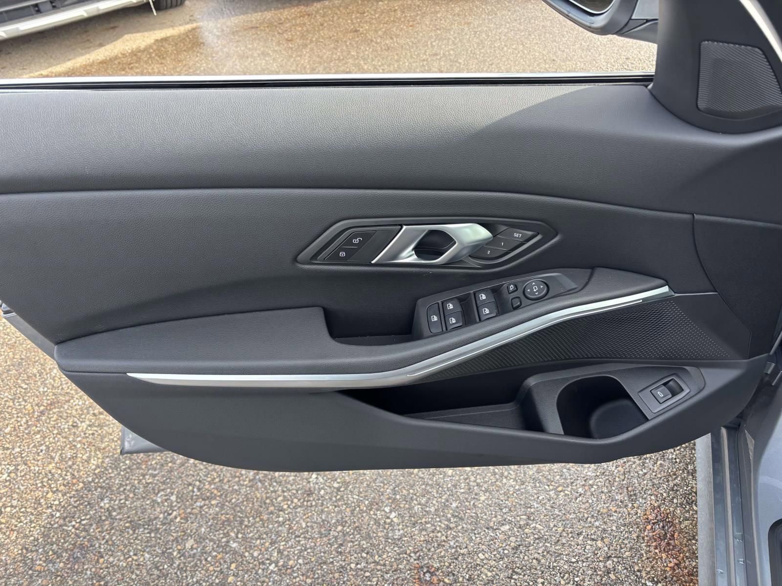 New 2026 BMW 330i xDrive Sedan w/ Premium Package image 11