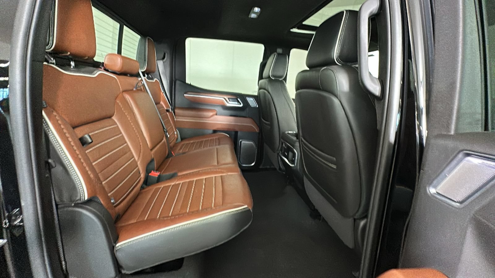 Used 2025 GMC Sierra 1500 Denali Ultimate AWD/4WD image 35