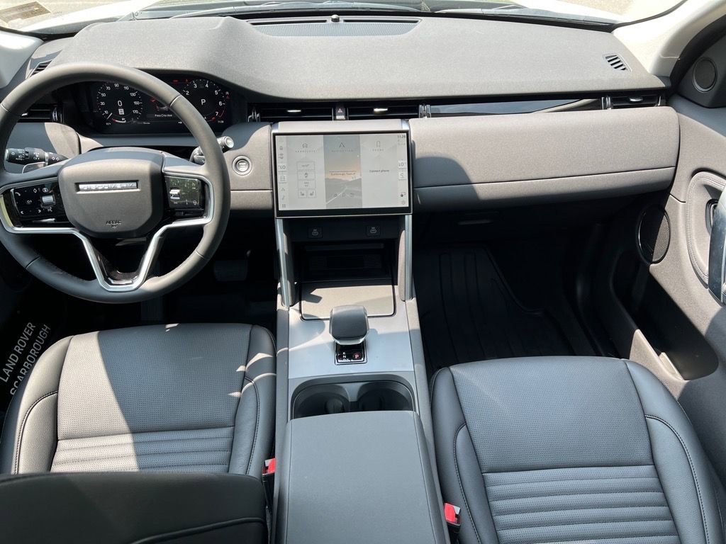 New 2025 Land Rover Discovery Sport S image 27