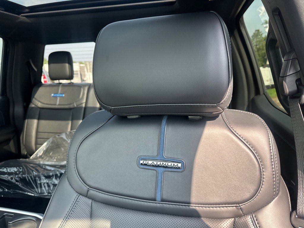 New 2025 Ford F150 Platinum w/ Equipment Group 702A High image 24