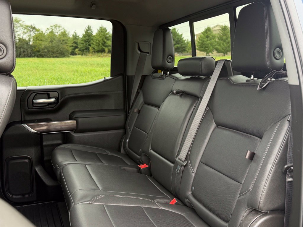 Used 2021 Chevrolet Silverado 1500 LTZ w/ LTZ Premium Package AWD/4WD image 36