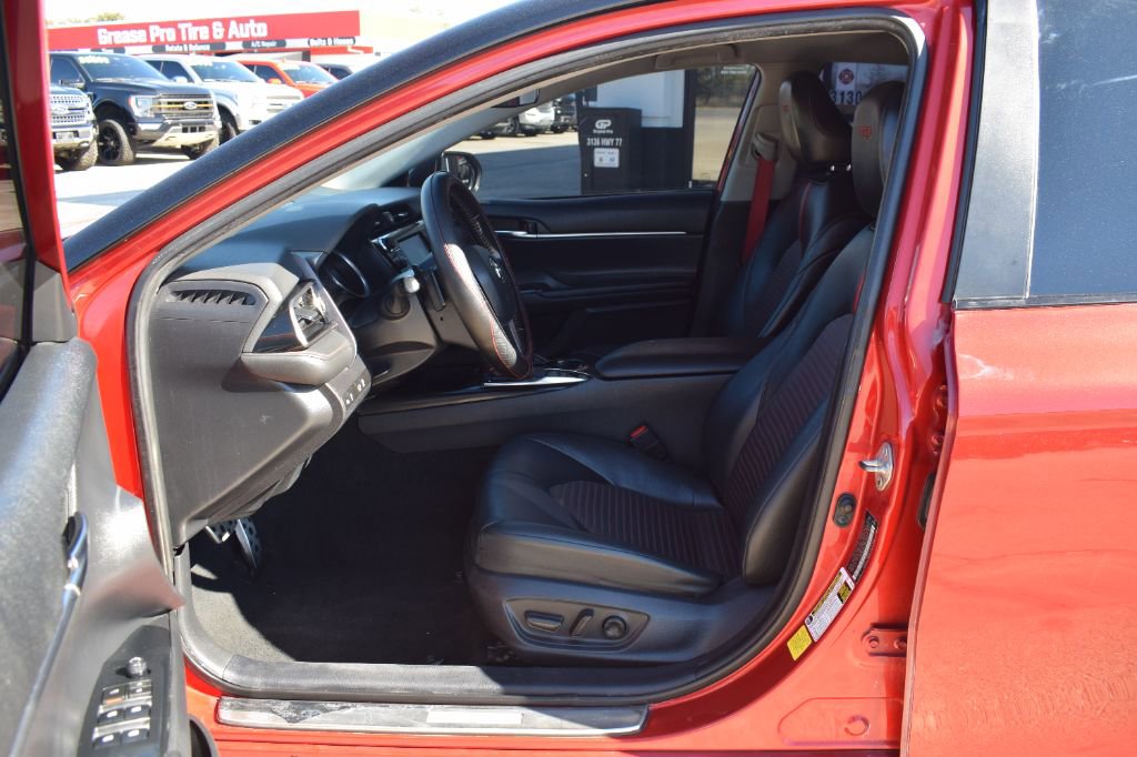 Used 2020 Toyota Camry TRD FWD image 5