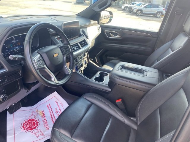 Used 2023 Chevrolet Suburban LT image 16