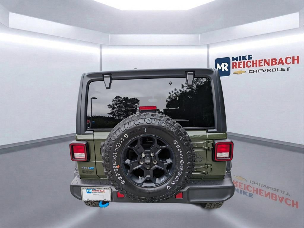 Used 2023 Jeep Wrangler Unlimited w/ Cold Weather Group AWD/4WD image 5