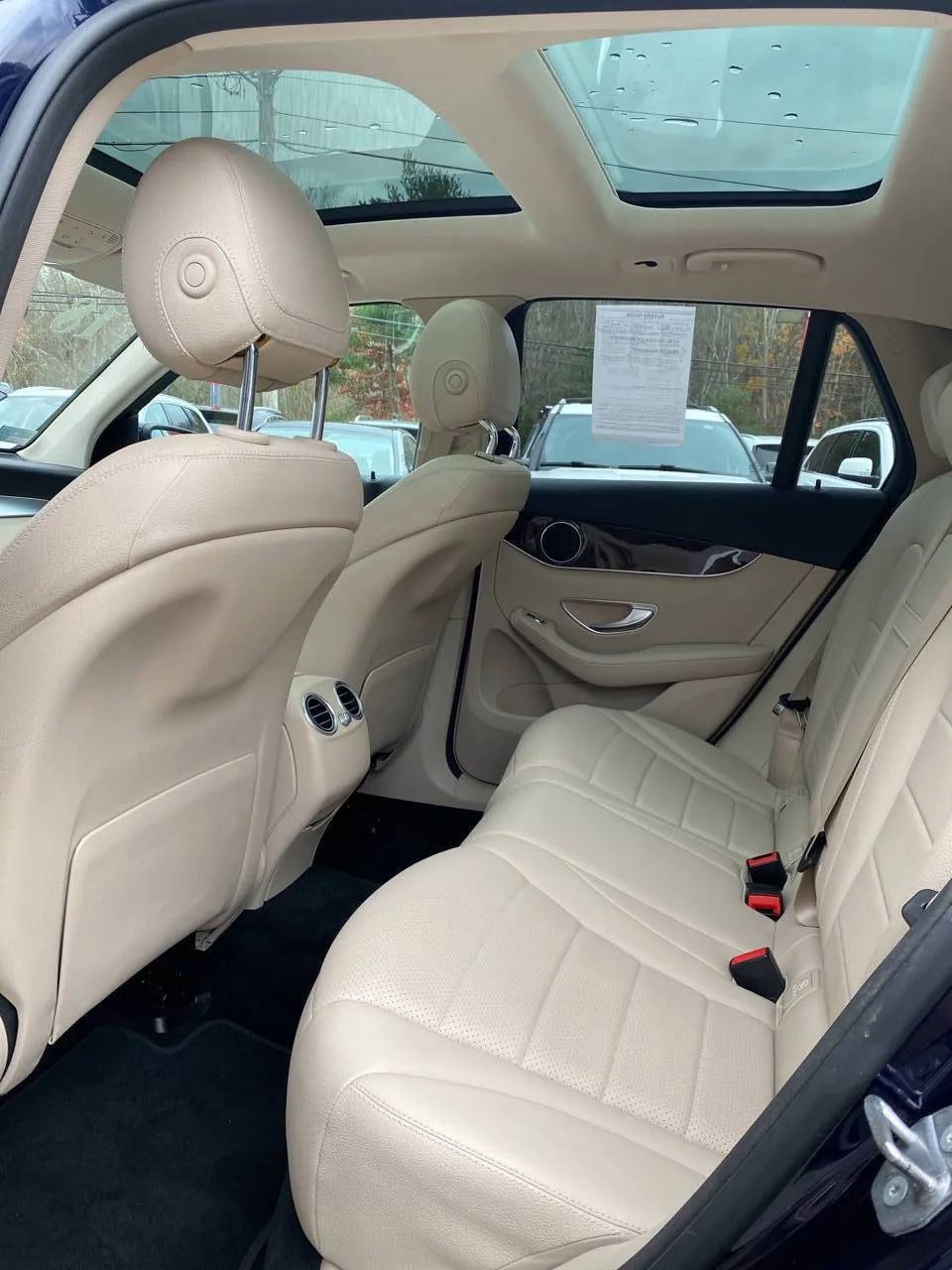 Used 2018 Mercedes-Benz GLC 300 4MATIC image 23