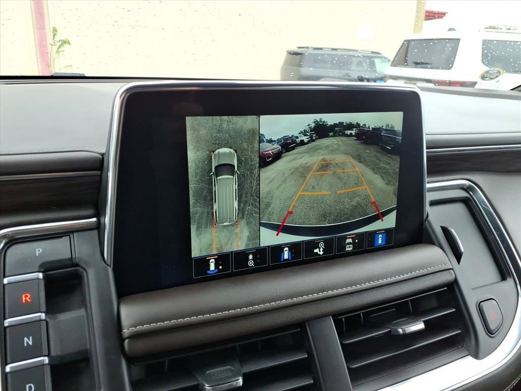 Used 2022 Chevrolet Tahoe LT w/ Luxury Package RWD image 15