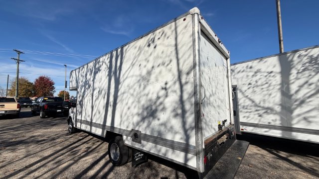 Used 2021 Chevrolet Express 4500 Extended w/ Power Convenience Package RWD image 8