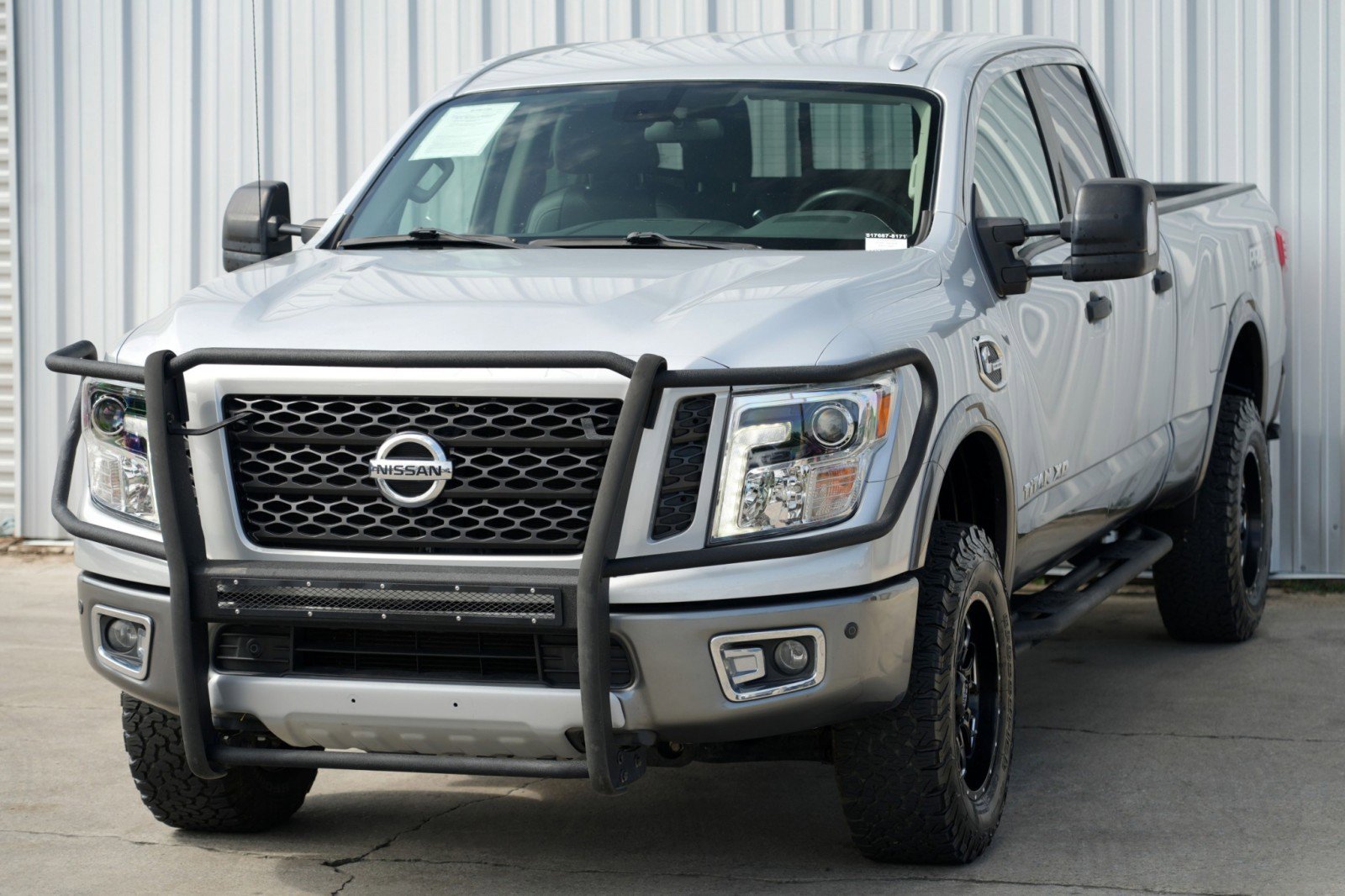 Used 2019 Nissan Titan PRO-4X w/ Pro-4x Utility Package image 43