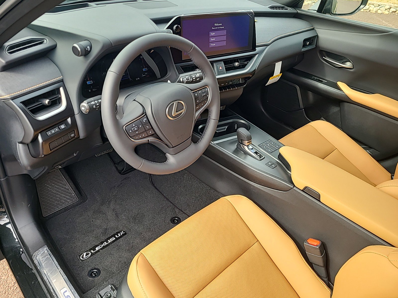 New 2025 Lexus UX 300h AWD image 8