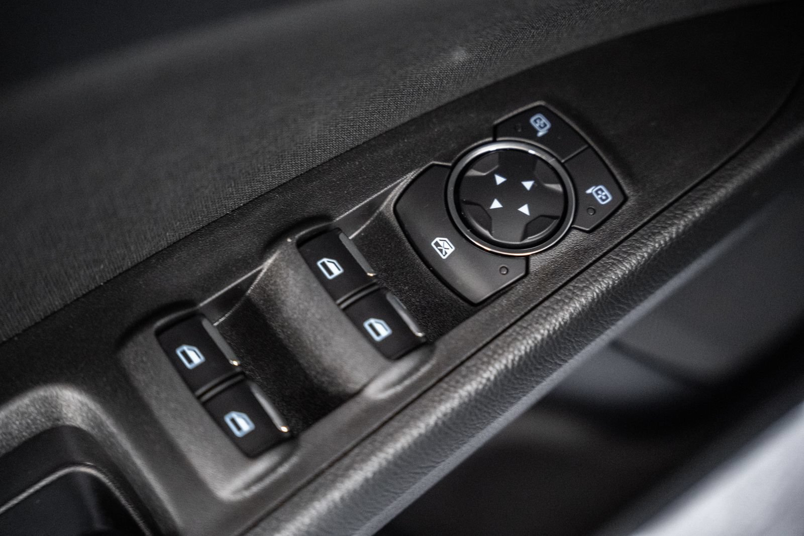 Certified 2020 Ford Fusion SE FWD image 35
