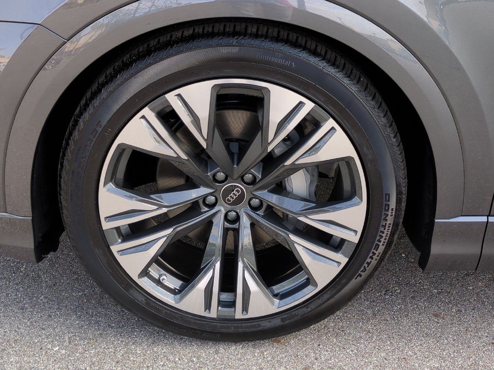 New 2027 Audi Q8 Premium Plus AWD/4WD image 13
