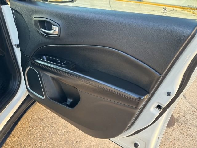 Used 2020 Jeep Compass Limited image 22