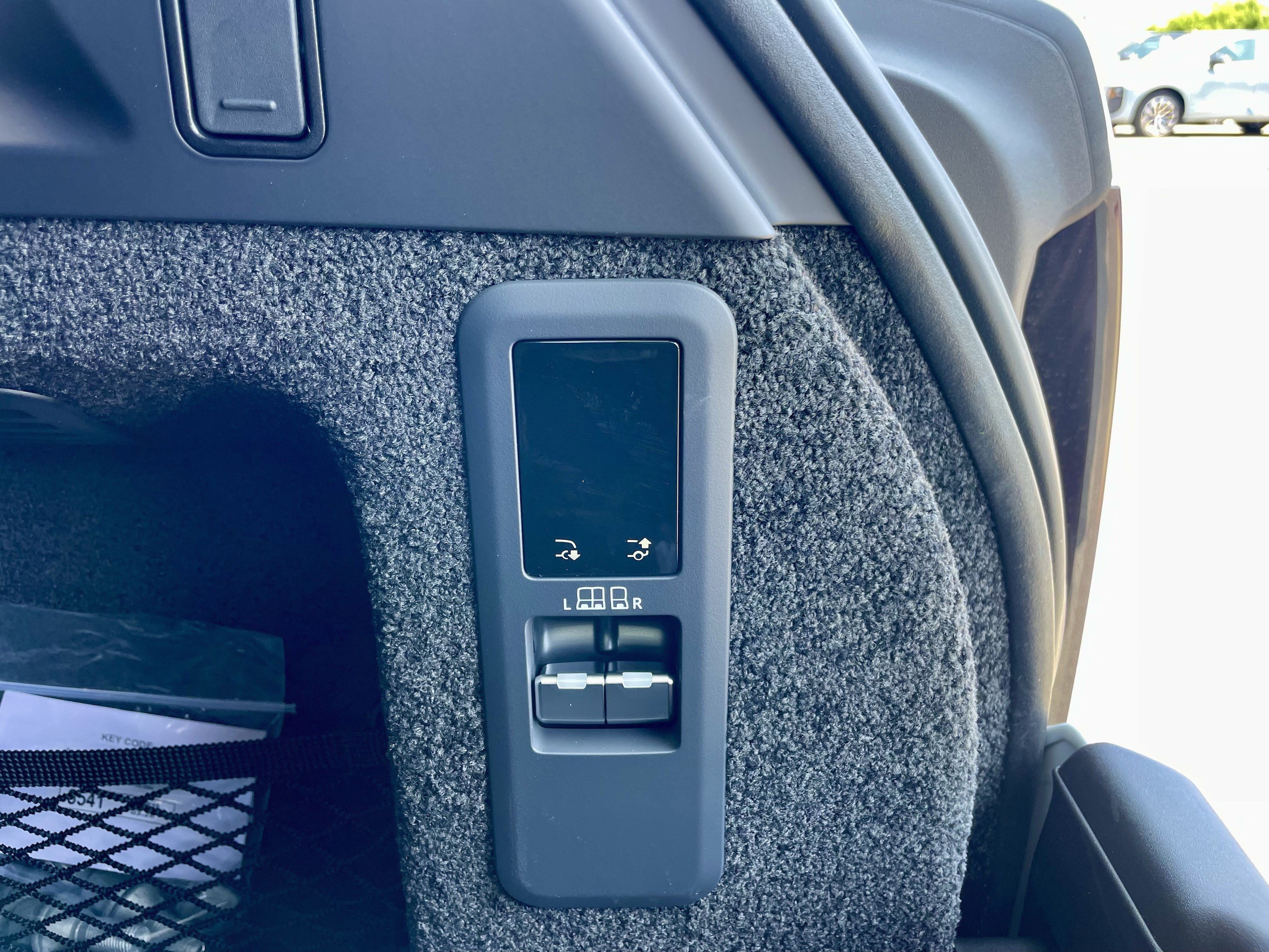 New 2026 Land Rover Range Rover SE AWD/4WD image 38