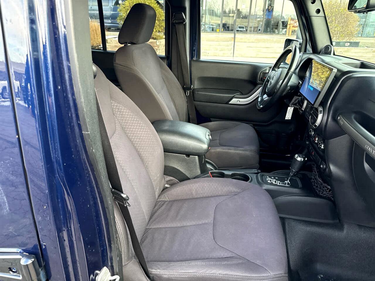 Used 2013 Jeep Wrangler Unlimited Sport image 21